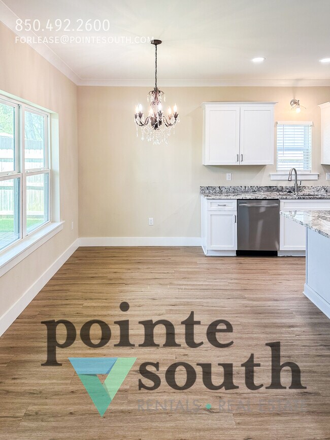 Building Photo - Willow Street in Destin