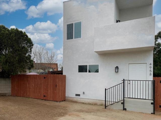 Foto del edificio - 4958 Gary St