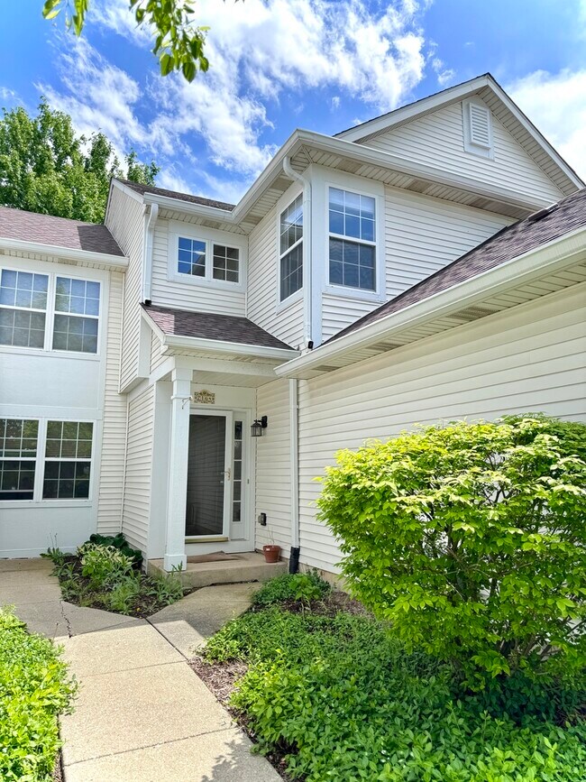 Building Photo - 2164 Fulham Dr