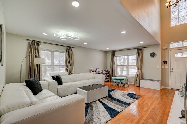 Building Photo - 1156 Haag Ct