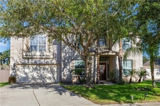 Building Photo - 21 El Sendero Ct