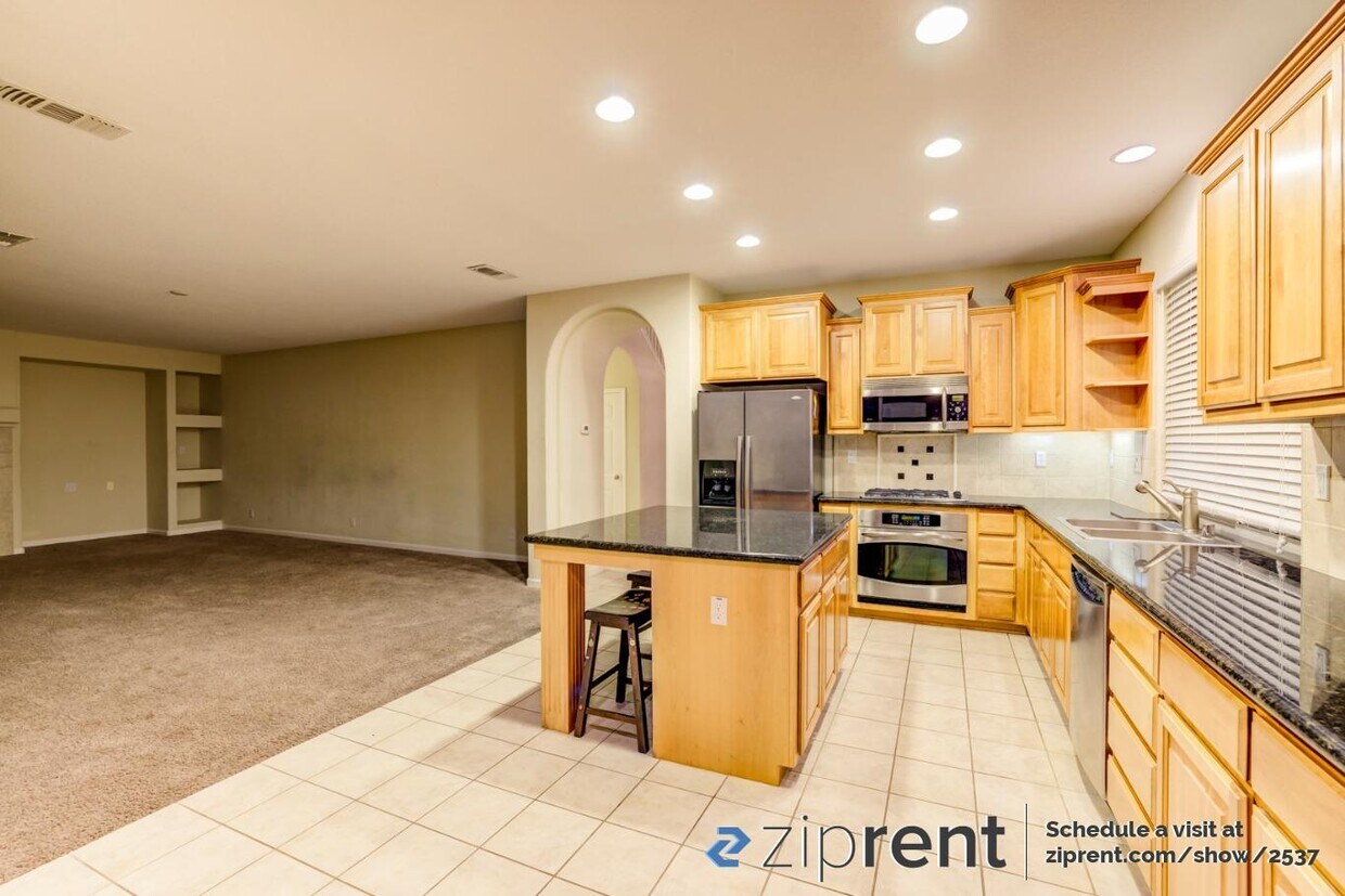 Primary Photo - 743 Ironstone Dr