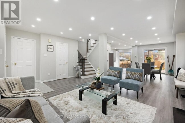 Photo du bâtiment - 124 Laidlaw Dr