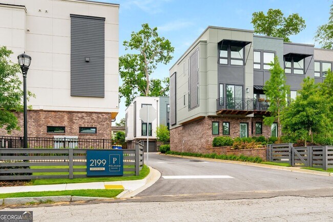 Foto del edificio - 2199 Lenox Rd NE