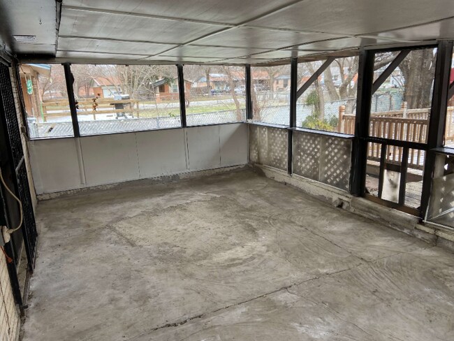 Foto del edificio - 503 Creek St