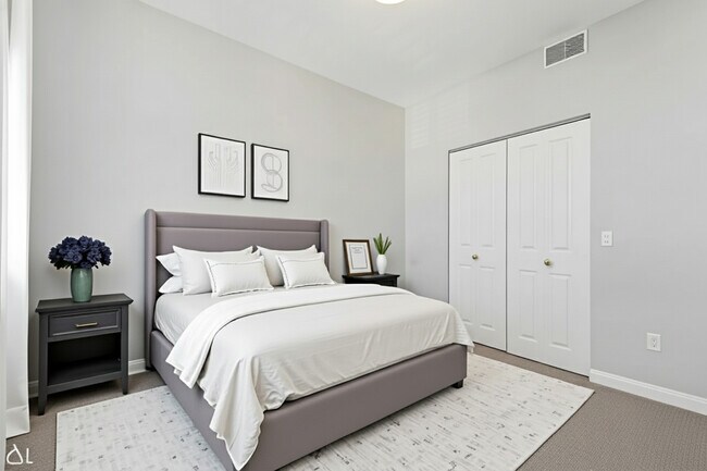 Foto del edificio - 2370 N Elston Ct