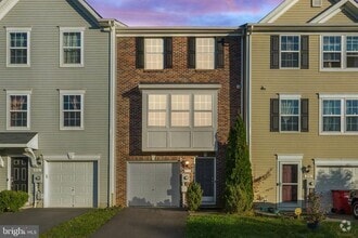 Building Photo - 252 Rumbling Rock Rd