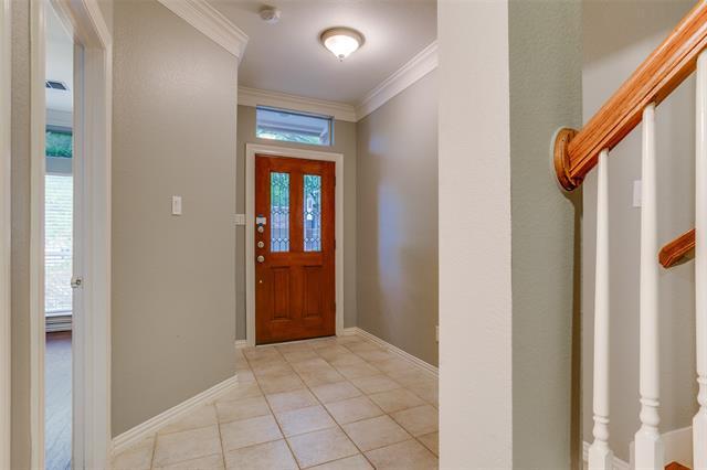 Foto del edificio - 3951 N Hall St