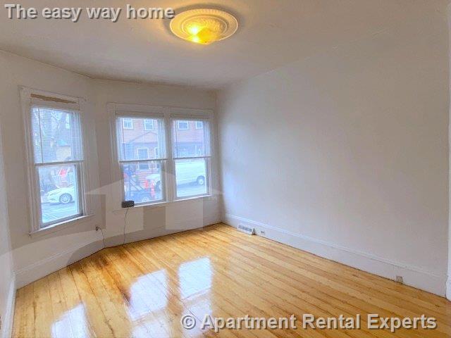 Primary Photo - 1427 Cambridge St