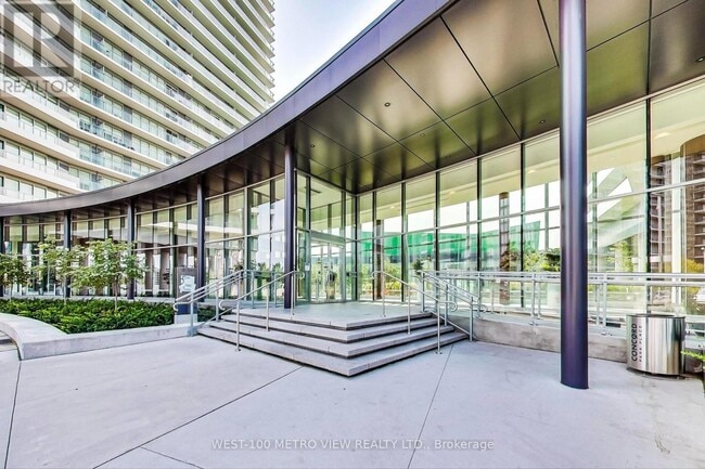 Building Photo - 115-2115 McMahon Dr