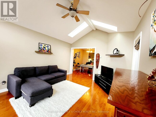 Building Photo - 7275 Corrine Crescent