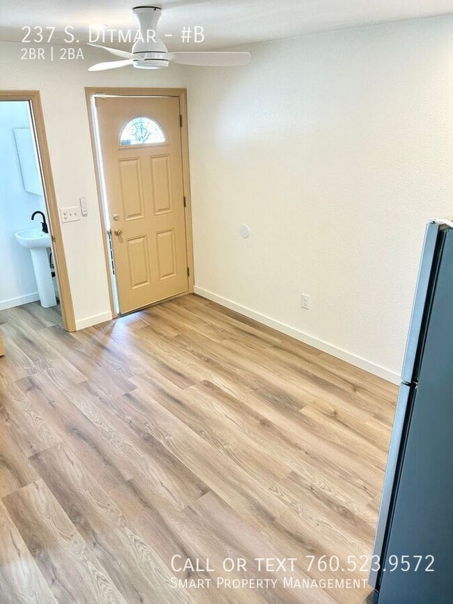 Foto del edificio - 237 S. Ditmar-#B