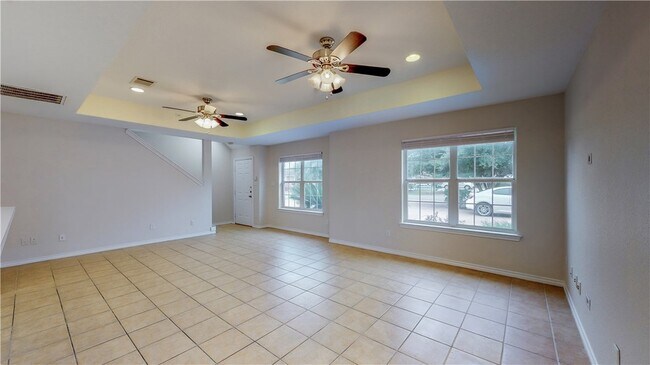 Building Photo - 3771 Oldenburg Ln