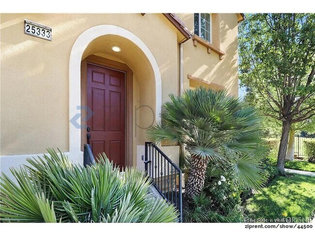 Building Photo - 25333 Los Arqueros Dr