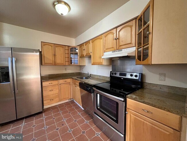 Building Photo - 4532 Conwell Dr