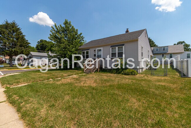 Foto del edificio - 246 Creek Rd