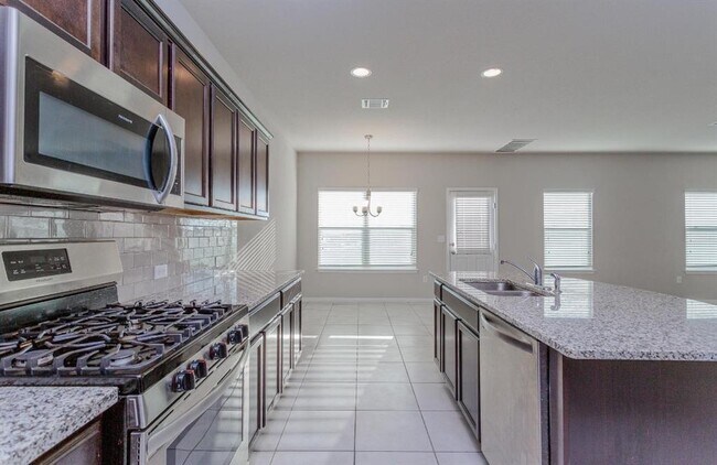 Foto del edificio - 10407 Hatton Ln