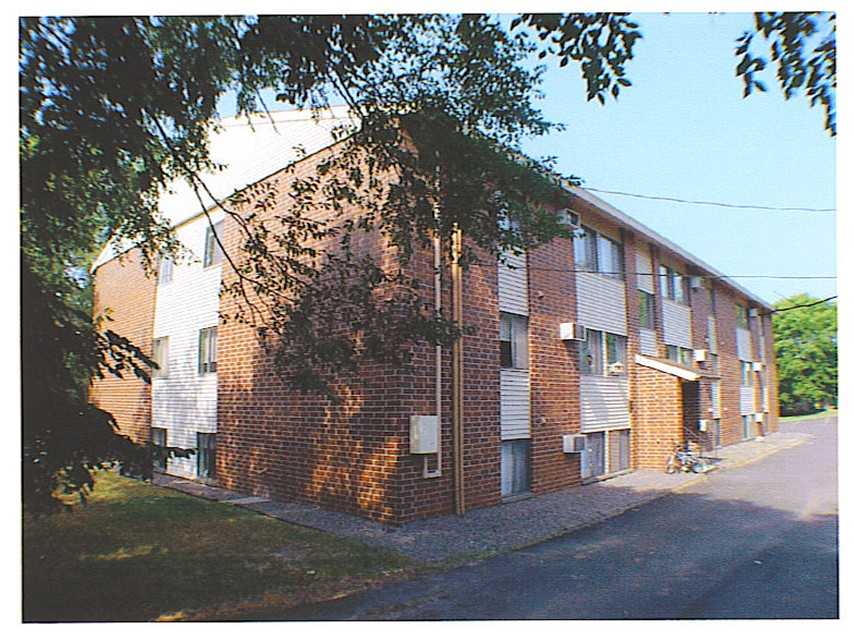 Building Photo - River Knoll Apartments