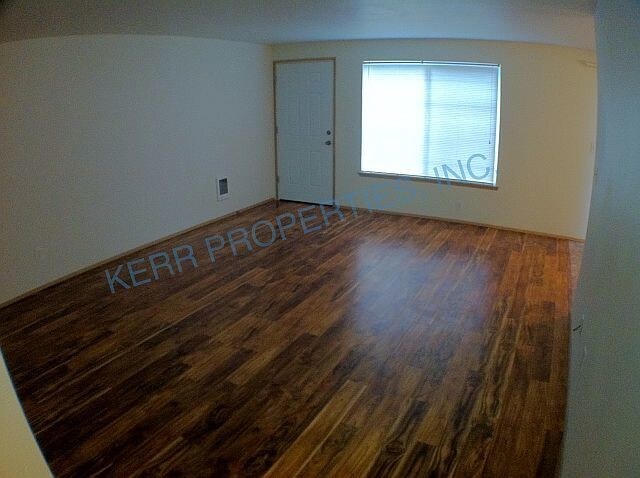 Foto del edificio - 2203 SE 96th Dr