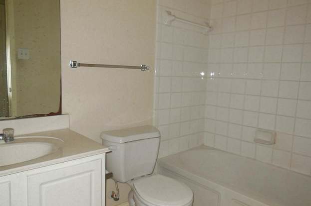 Building Photo - 12406 Magnolia Canyon