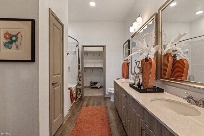 Building Photo - 1 br, 1 bath Condo - 52 Scarlet Woods Ct
