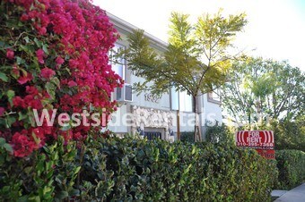 Foto del edificio - 1932 Grace Ave