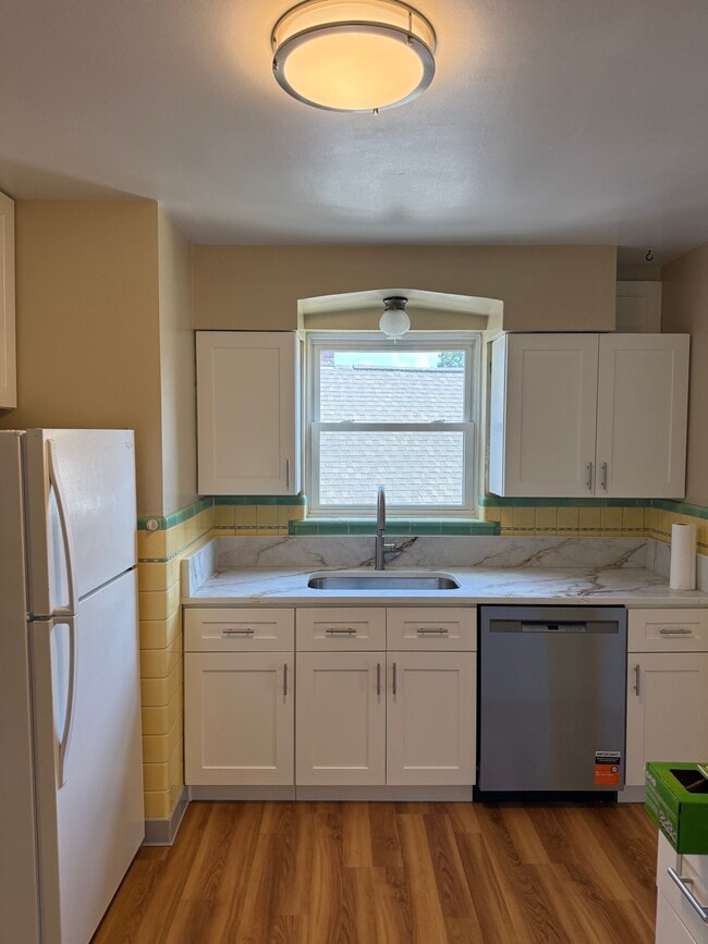 Building Photo - 3512 Rawson Pl