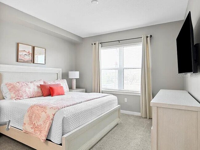 Foto del edificio - 700 Cocoanut Ave