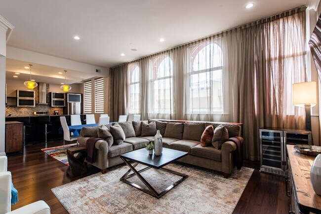 Foto del edificio - 3 br, 2 bath House - 133 S 3rd St #403
