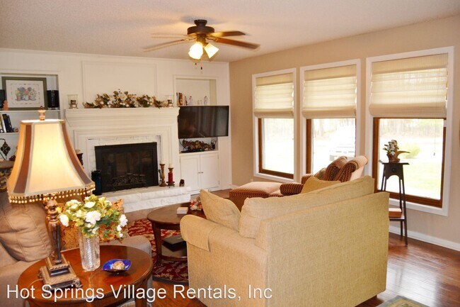 Building Photo - 2 br, 2 bath House - 3 Laguna Way