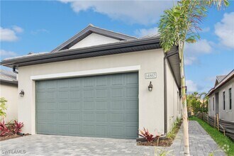 Building Photo - 14867 Loggerhead Dr
