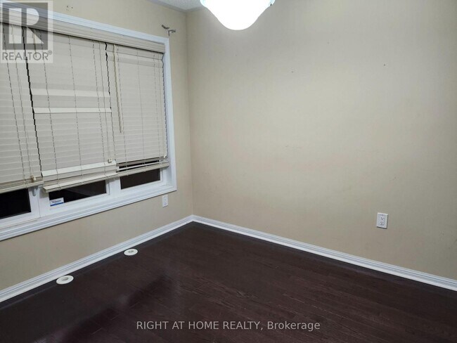 Building Photo - 786 Bolingbroke Dr