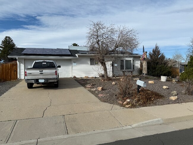 Foto del edificio - 13005 Lowell Ct