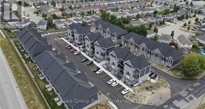 Building Photo - 439 Athlone Ave