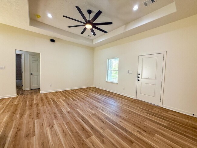 Foto del edificio - 790 Woodland St