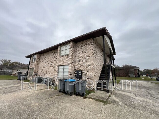 Building Photo - 5170 Weston