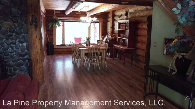 Building Photo - 3 br, 2.5 bath House - 15188 Pyrola St.
