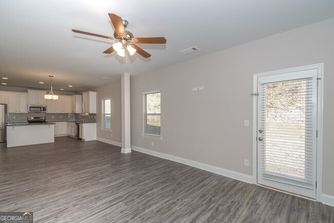 Building Photo - 313 Kenmore Ct
