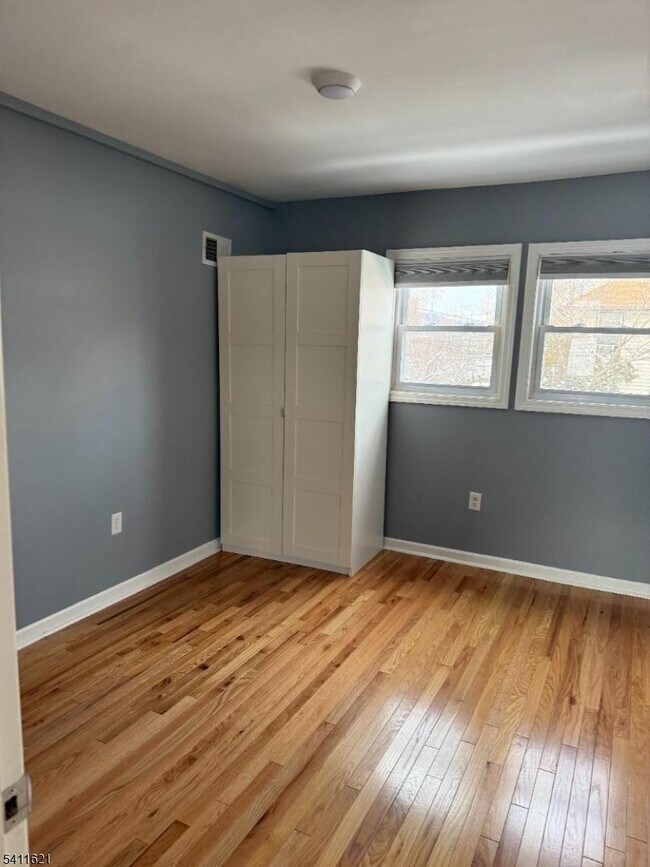 Foto del edificio - 87 Royal