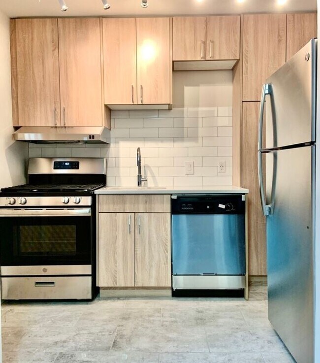 Foto del edificio - 4318 Mercier St