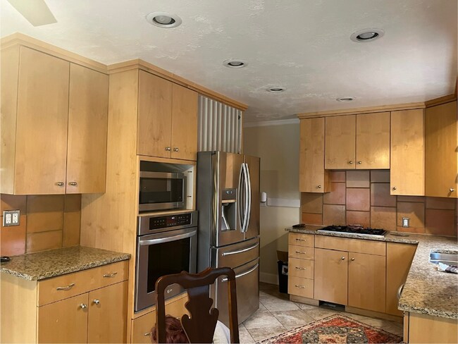 Building Photo - 3946 S Sunnydale Dr