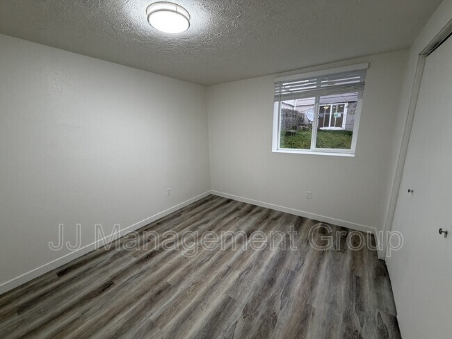 Foto del edificio - 1223 2nd St