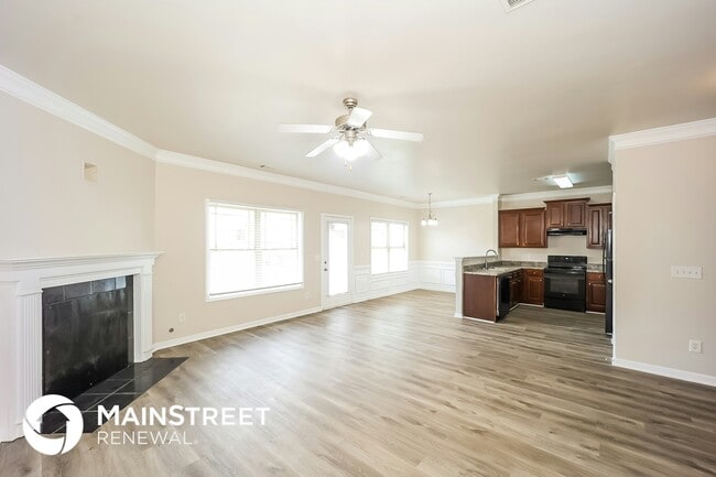 Building Photo - 7685 Battle Way