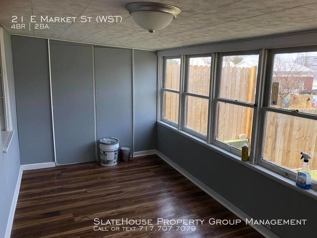 Building Photo - Pet Friendly 4 Bed 1.5 Bath house