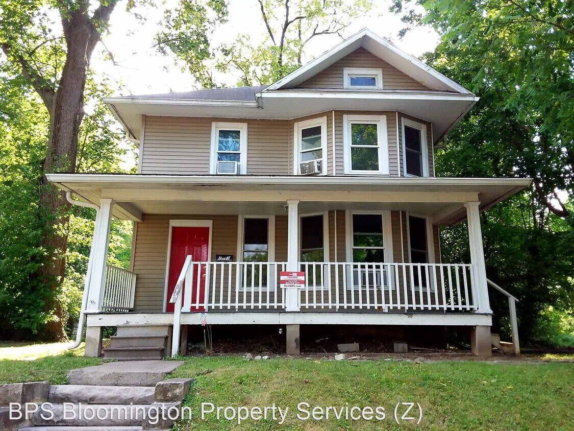 5 br, 2 bath House 803 N Lincoln St House for Rent in Bloomington