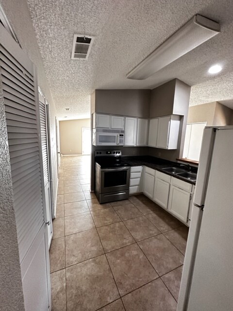 Foto del edificio - 4507 Fairgate Dr