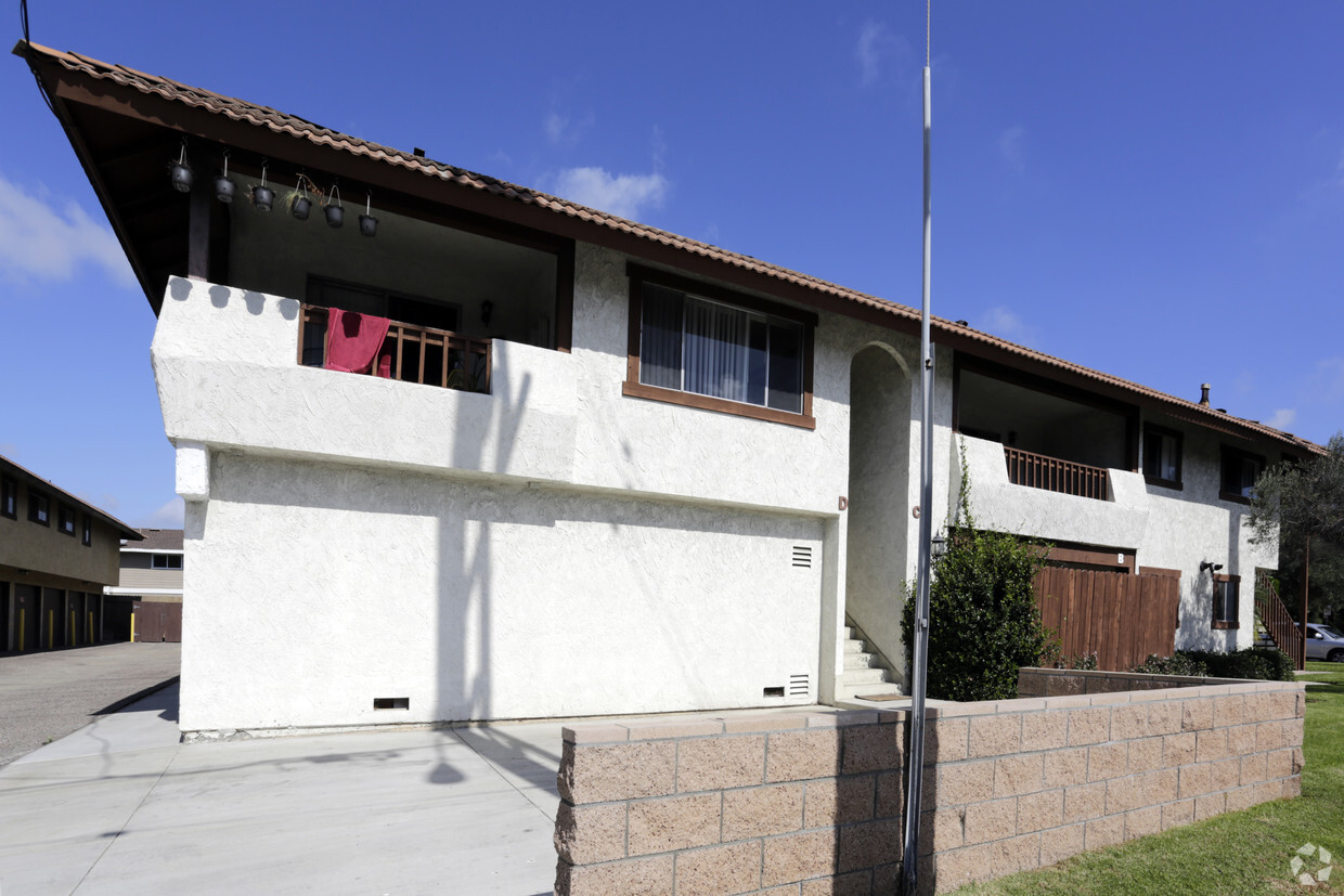 Primary Photo - 2155 Canyon Dr