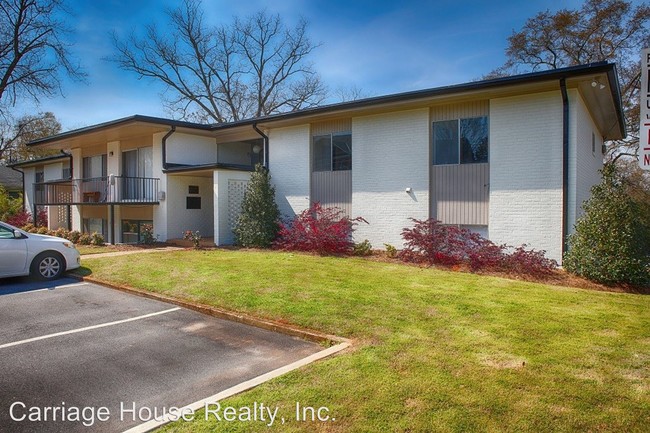 Building Photo - 2 br, 1 bath Apartment - 1794 S. Lumpkin St.