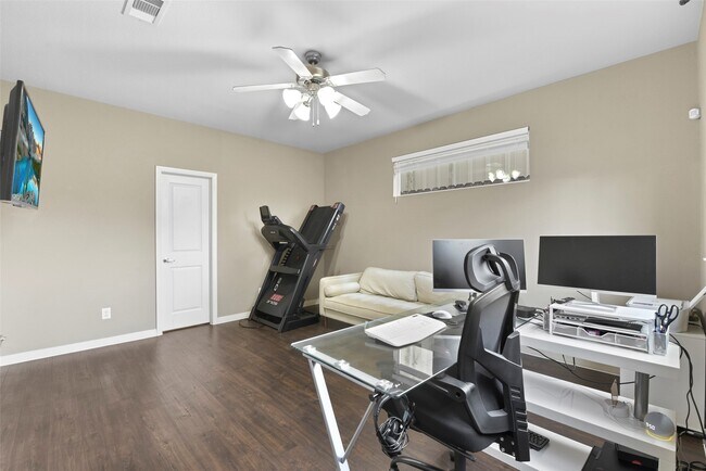 Foto del edificio - 241 N Lenox St