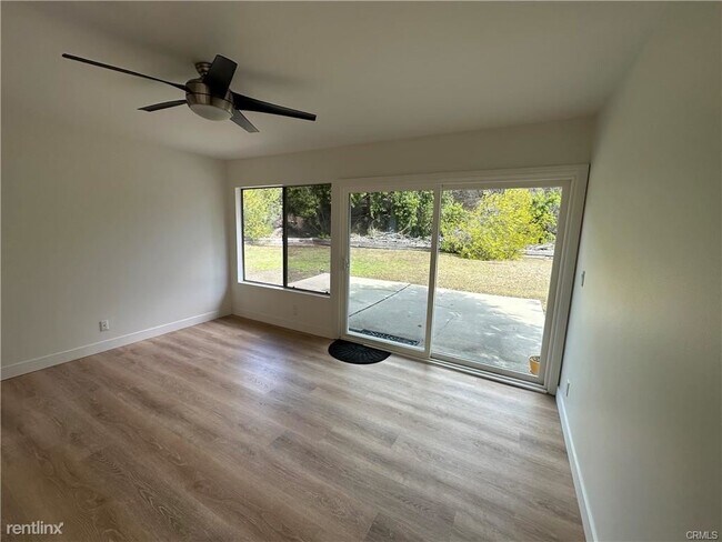 Building Photo - 3 br, 3 bath Condo - 111 Biome